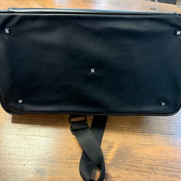 BEIS The Original Weekender Black Travel Bag Luggage Carry-On Vacation - Picture 10 of 11